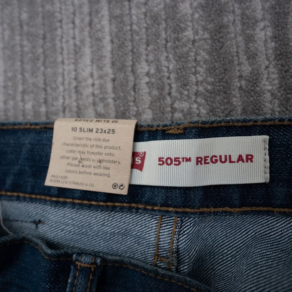 Levis 505 Regular Straight Leg Jeans Boy 10 Slim 23x25 Fit 26x26 Medium Wash NWT